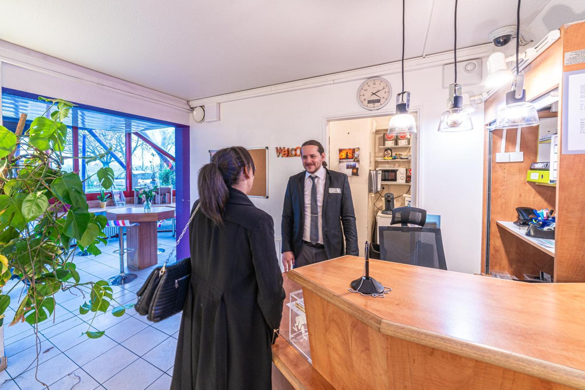 Montempo Apparthotel Cdg Goussainville グッサンヴィル エクステリア 写真