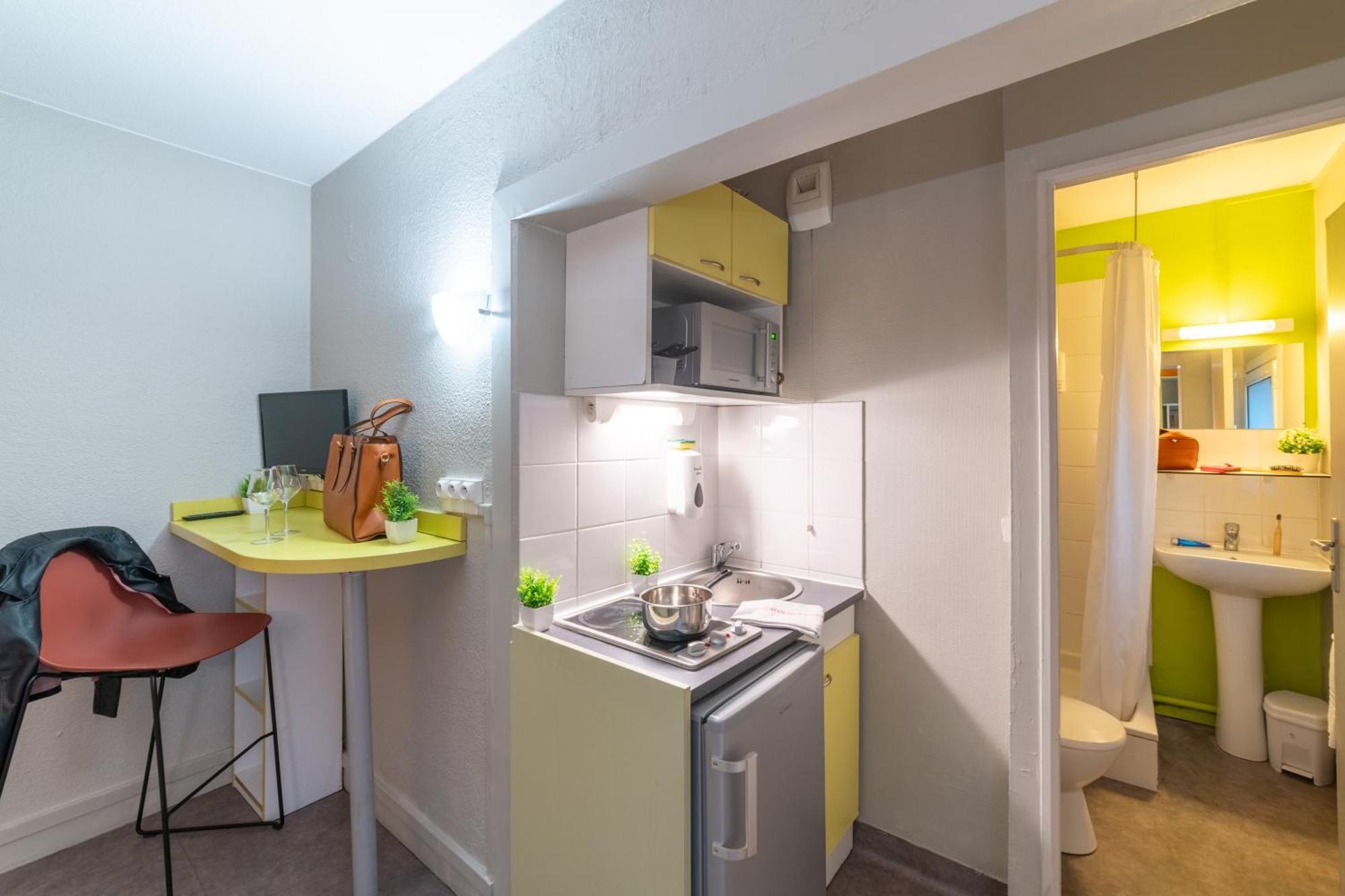 Montempo Apparthotel Cdg Goussainville グッサンヴィル エクステリア 写真